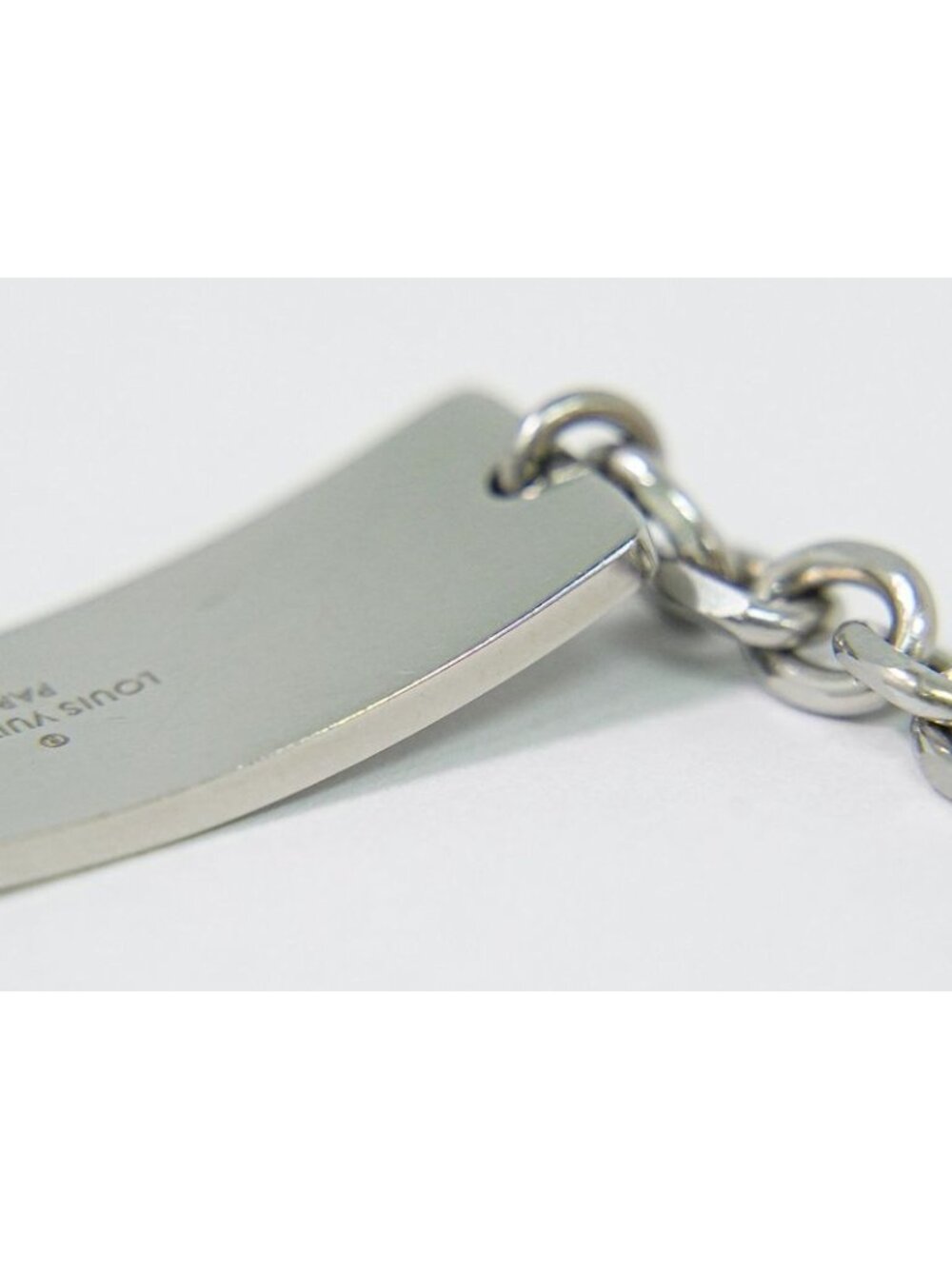 Louis Vuitton LV Bracelet Monogram Gold Metal Silver - Picture 5 of 9